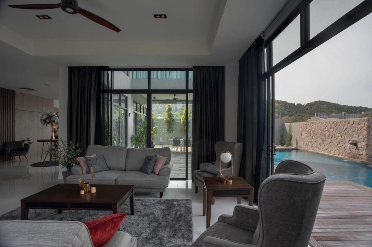 Lavanya H Villa 12A Luxury Bungalow With Private Swimming Pool H 豪华泳池别墅 Pantai Cenang  Dış mekan fotoğraf